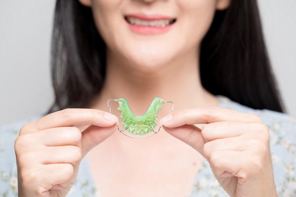 How Retainers Keep Your Smile Aligned