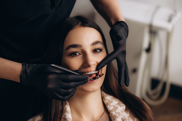 Effective Teeth Straightening Options For Older Teens